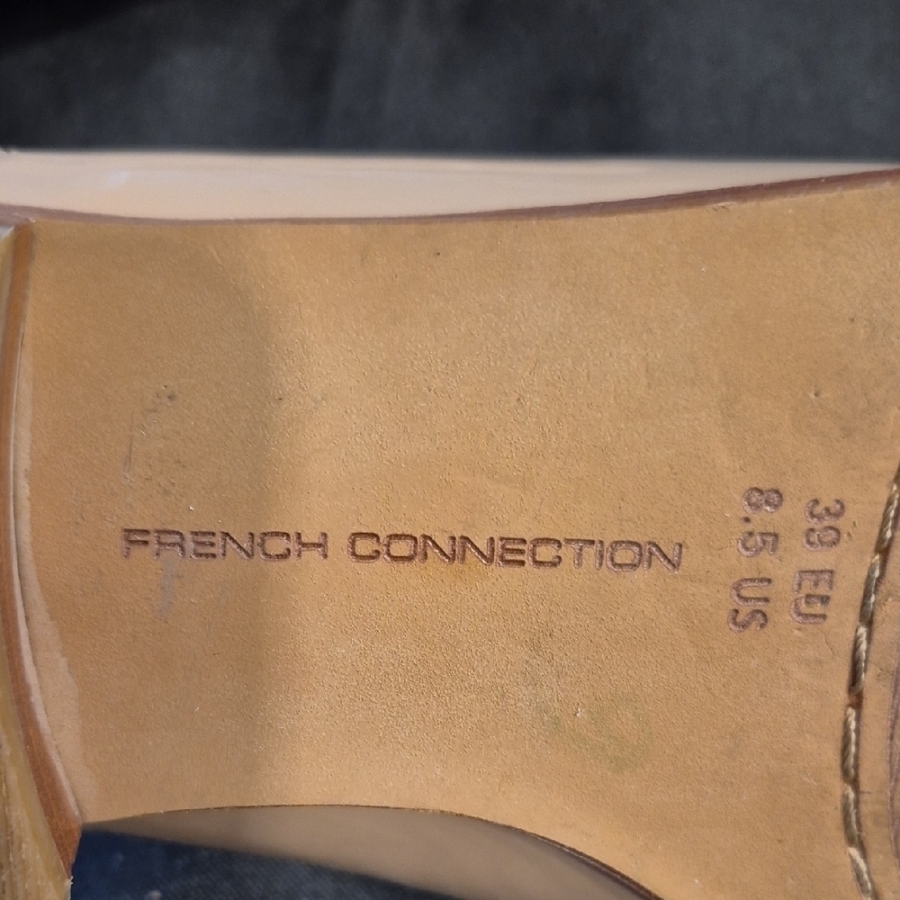 French Connection Louis Tan Patent Leather Mules - Picture 5 of 6